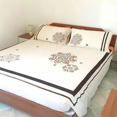 House With 2 Bedrooms In With Wonderful Sea View Enclosed Garden * Cardedu